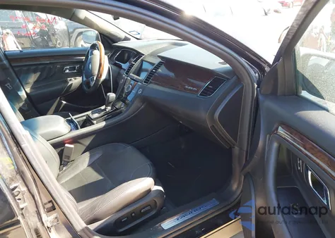 2018 Ford Taurus Limited z USA, uszkodzony, nr VIN 1FAHP2F85JG137960